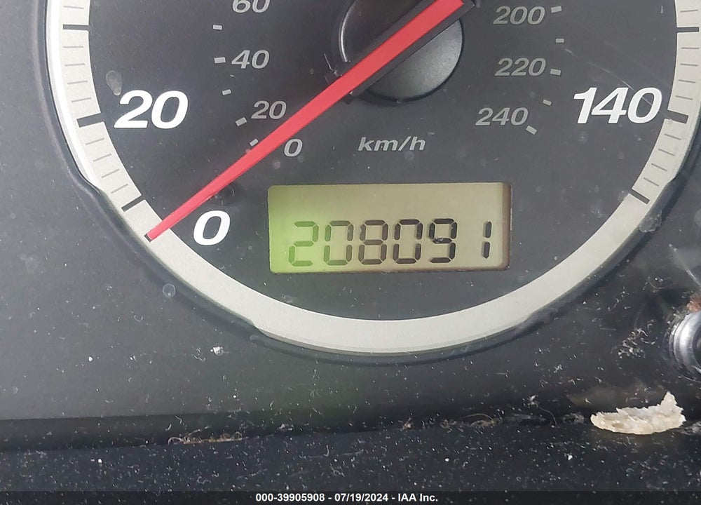 2005 HONDA CR-V LX VIN: JHLRD68505C007120