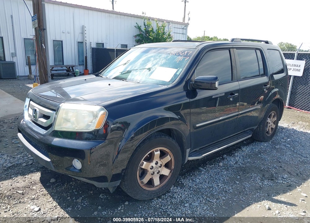 2010 HONDA PILOT TOURING VIN: 5FNYF3H83AB010697