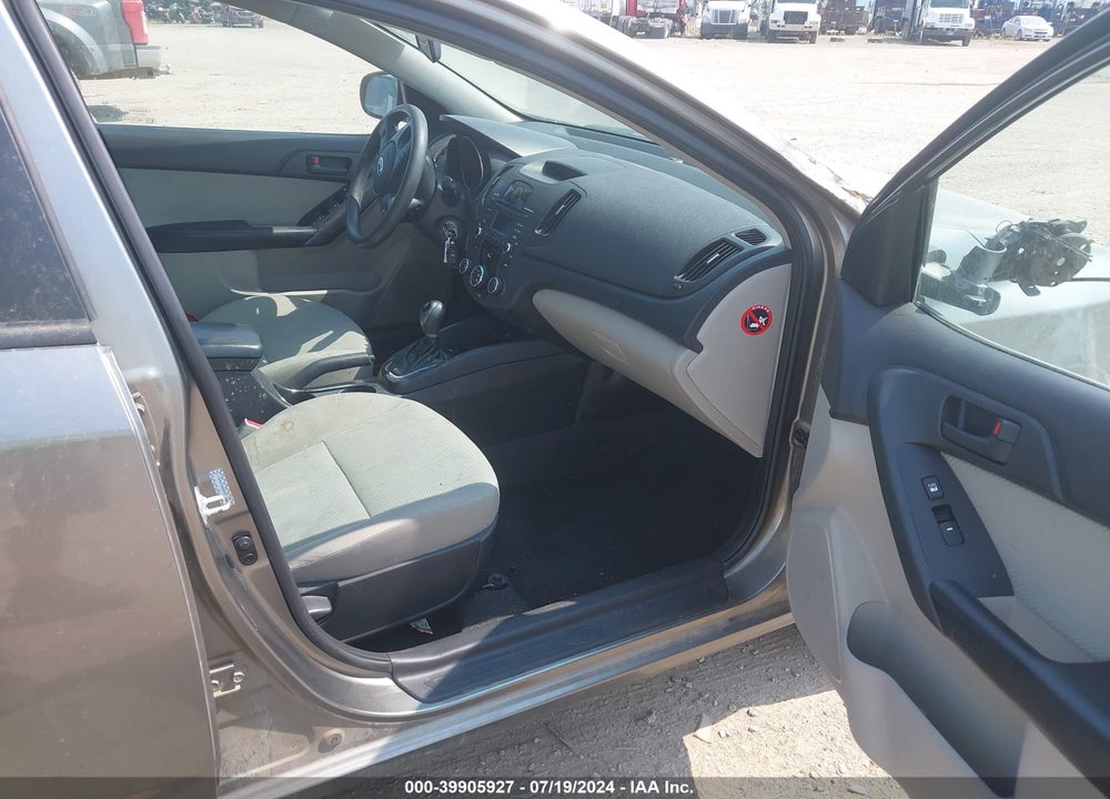 2012 KIA FORTE EX VIN: KNAFU4A23C5557530