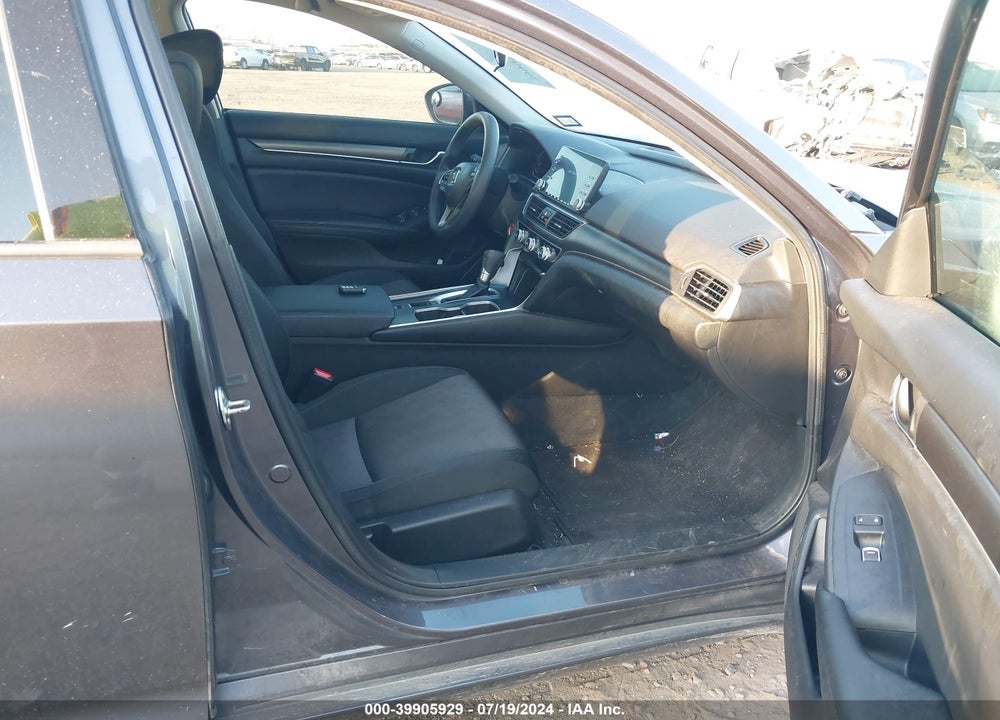 2019 HONDA ACCORD VIN: 1HGCV1F19KA102769