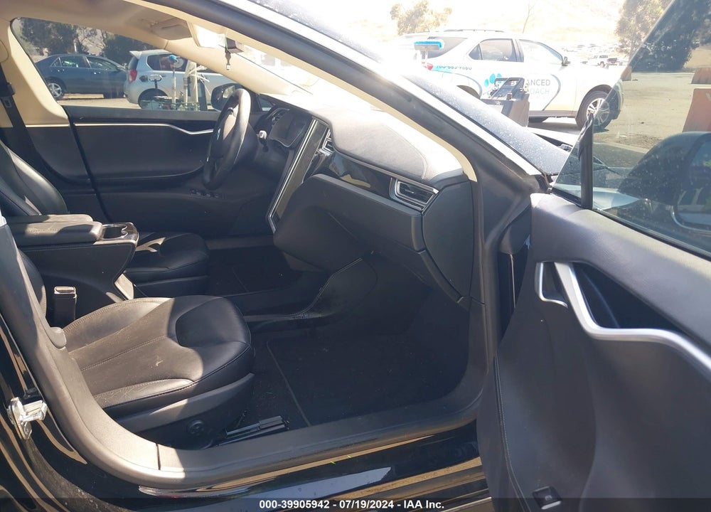 2014 TESLA MODEL S VIN: 5YJSA1S11EFP44751