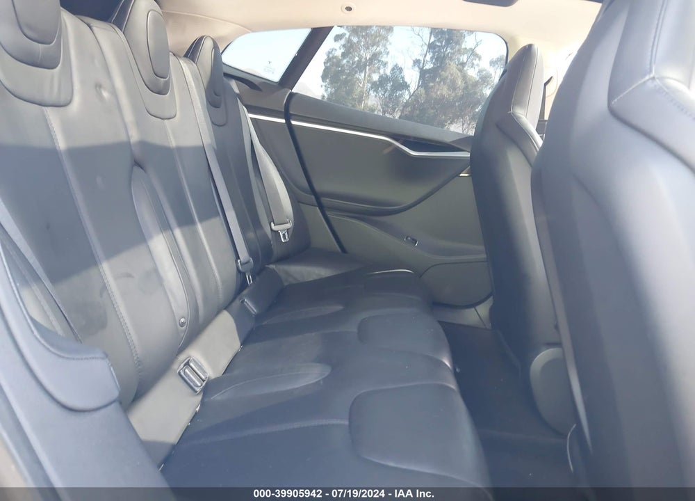 2014 TESLA MODEL S VIN: 5YJSA1S11EFP44751