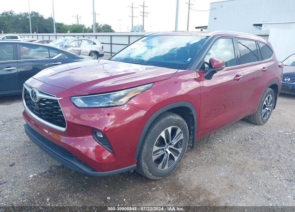 2022 TOYOTA HIGHLANDER XLE VIN: 5TDGZRBH4NS162763