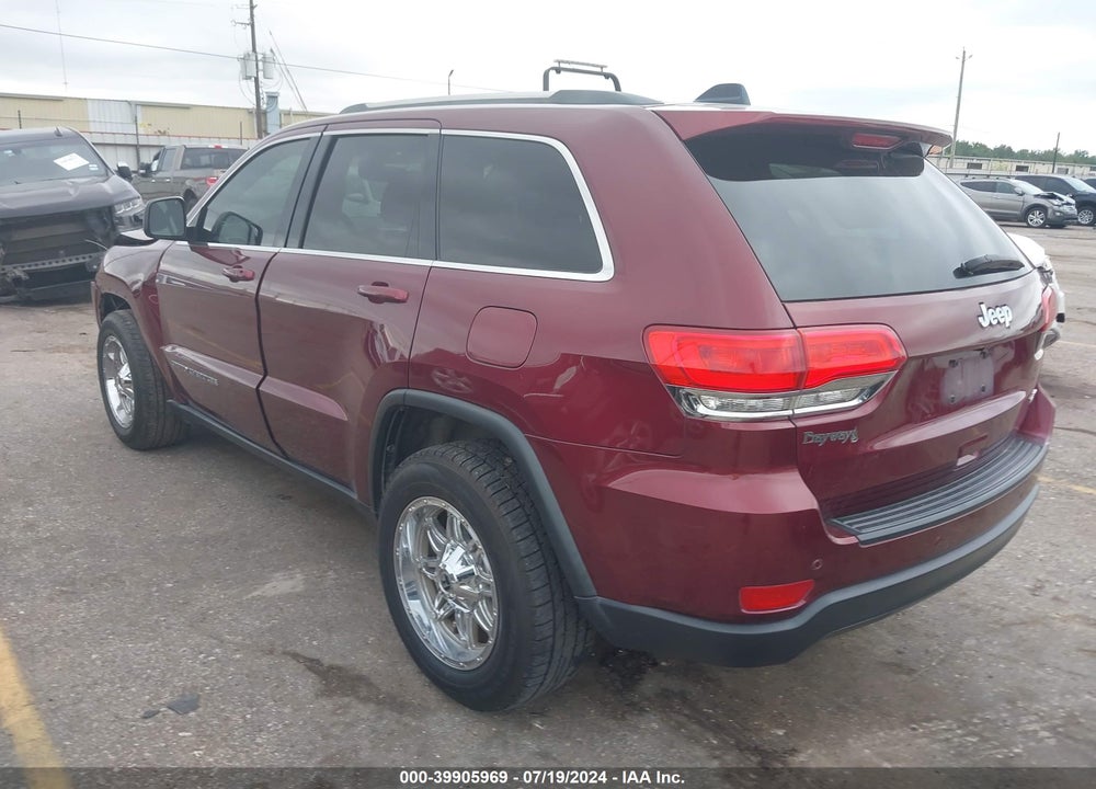 2018 JEEP GRAND CHEROKEE VIN: 1C4RJEAG3JC512297