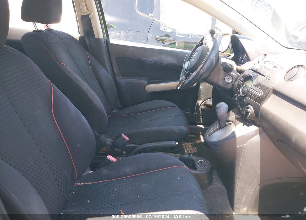 2011 MAZDA 2 VIN: JM1DE1HZ0B0105913