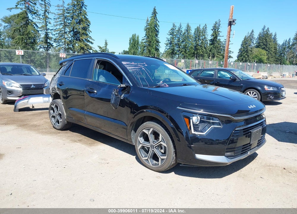 2023 KIA NIRO EX TOURING VIN: KNDCR3LE9P5036715
