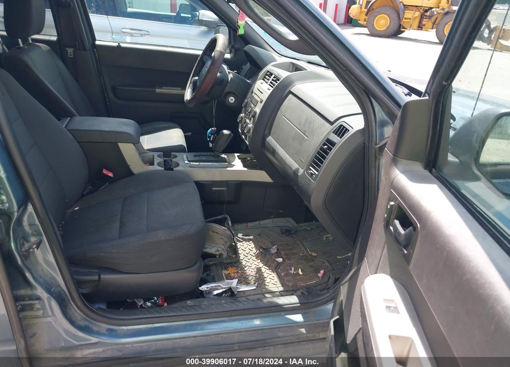 2011 FORD ESCAPE XLT VIN: 1FMCU9DG7BKB59422