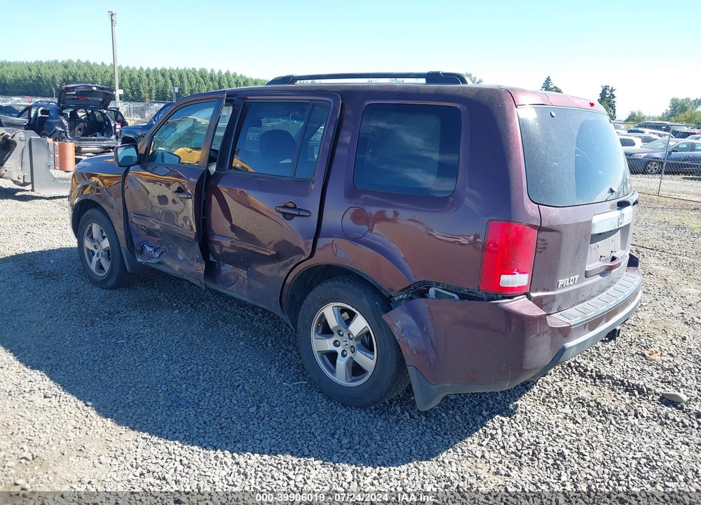 2010 HONDA PILOT EX-L VIN: 5FNYF4H64AB039811