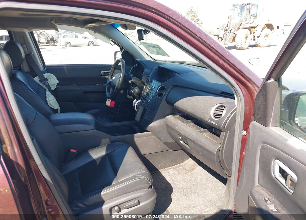 2010 HONDA PILOT EX-L VIN: 5FNYF4H64AB039811