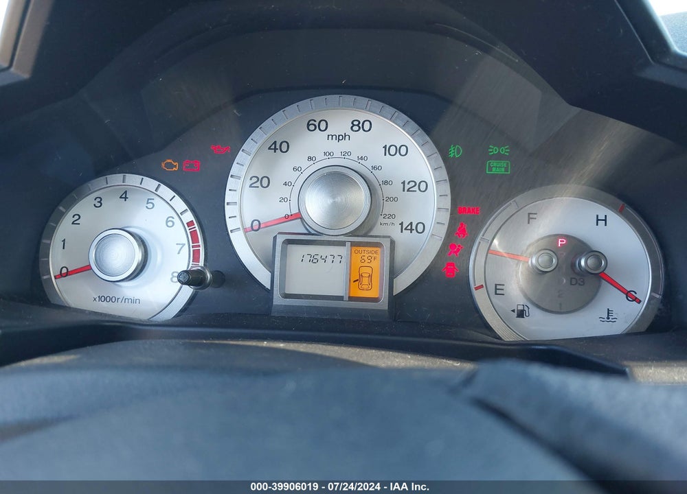 2010 HONDA PILOT EX-L VIN: 5FNYF4H64AB039811
