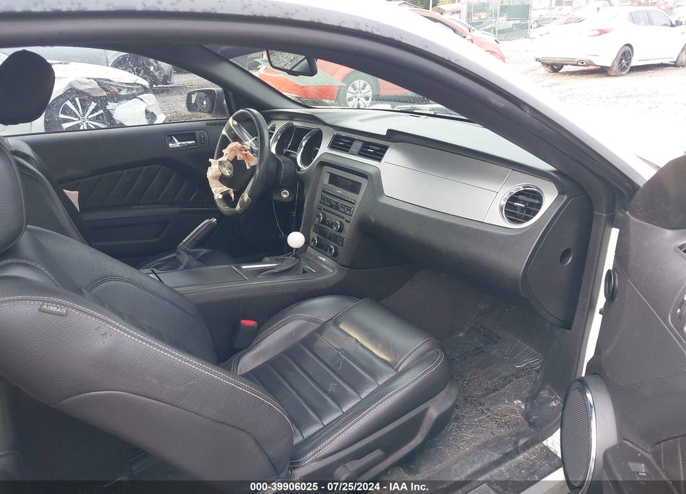 2011 FORD MUSTANG GT PREMIUM VIN: 1ZVBP8CF7B5122151