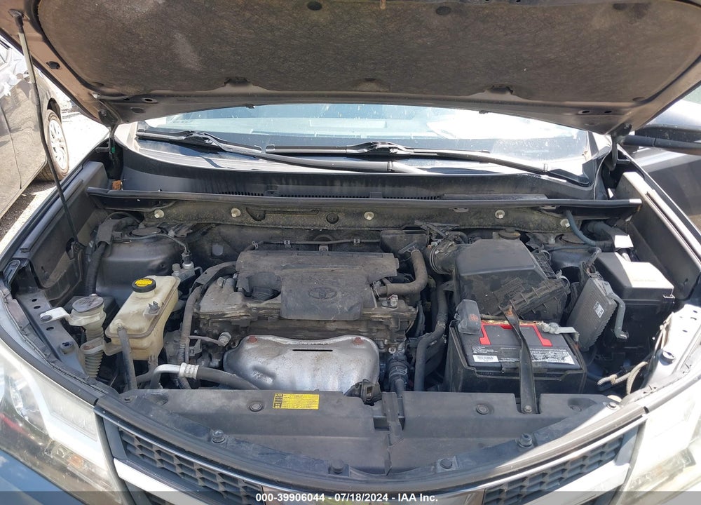 2014 TOYOTA RAV4 XLE VIN: JTMRFREV3ED048560