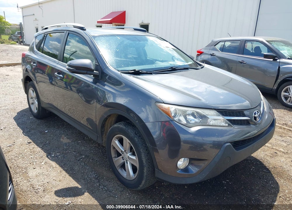 2014 TOYOTA RAV4 XLE VIN: JTMRFREV3ED048560