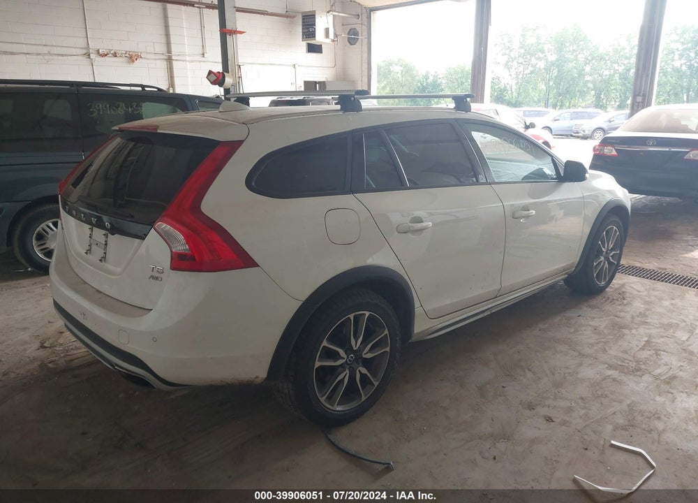 2017 VOLVO V60 CROSS COUNTRY T5 VIN: YV440MWK4H1039937