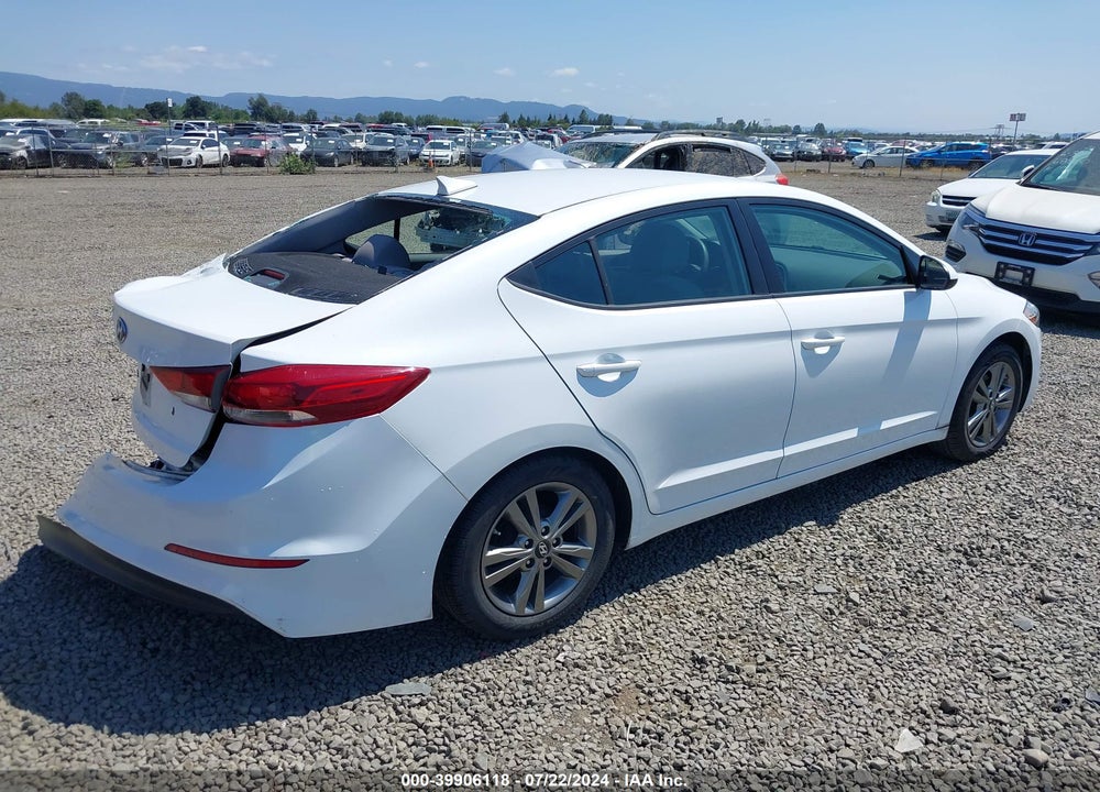 2017 HYUNDAI ELANTRA SE VIN: 5NPD84LF6HH045315