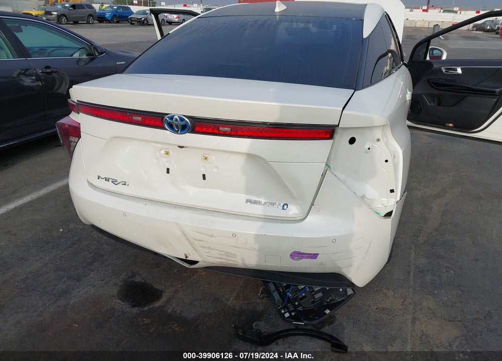 2018 TOYOTA MIRAI VIN: JTDBVRBD0JA005015