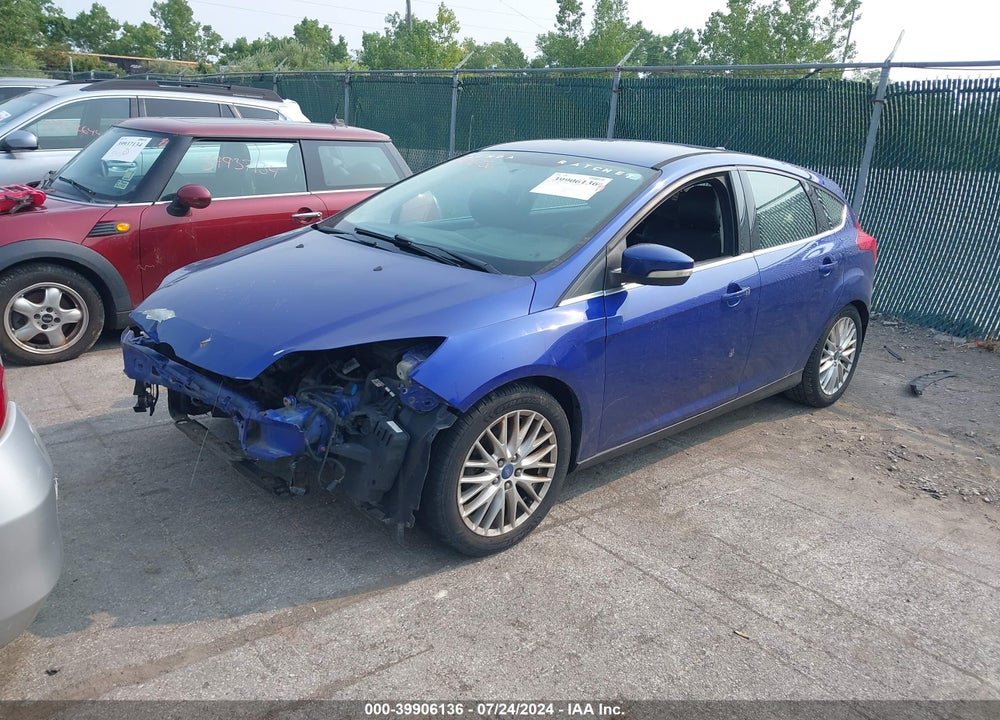 2014 FORD FOCUS TITANIUM VIN: 1FADP3N23EL106172