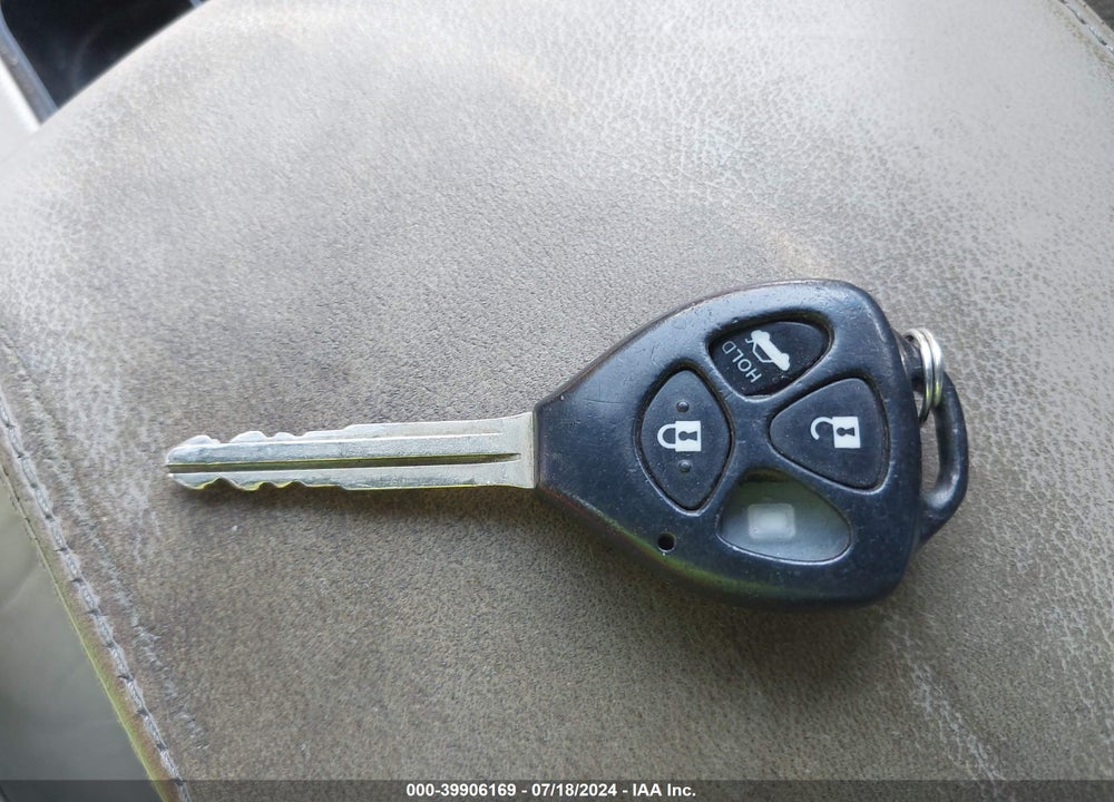 2007 TOYOTA CAMRY XLE V6 VIN: JTNBK46K773002660