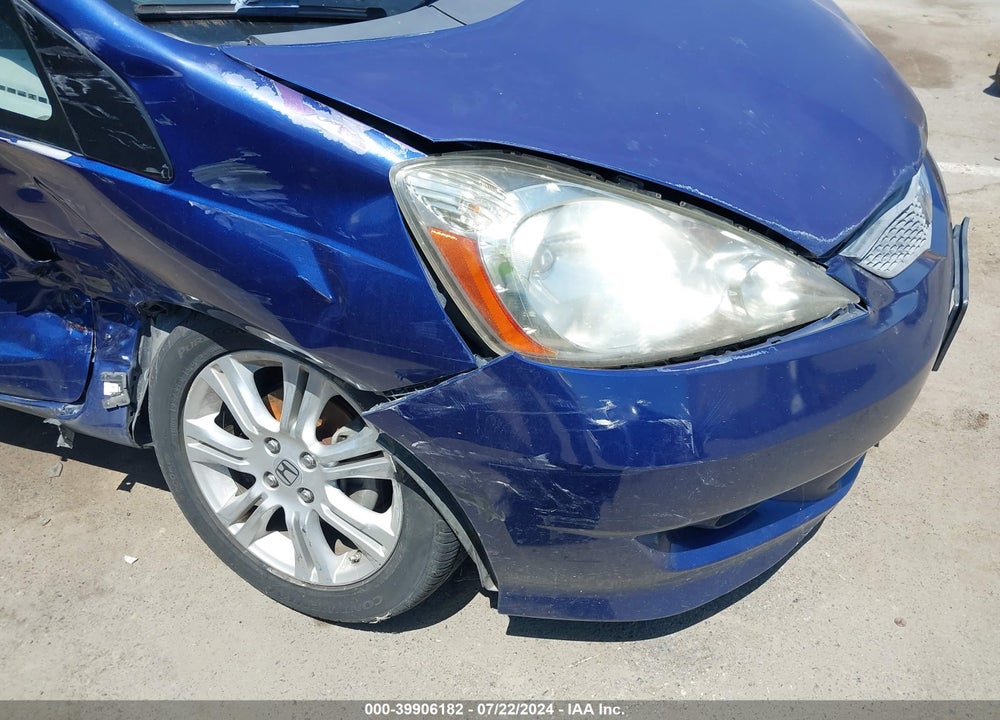 2010 HONDA FIT SPORT VIN: JHMGE8H42AS011219
