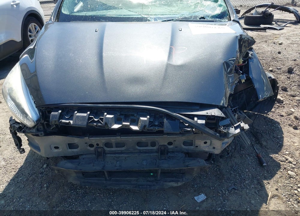 2017 FORD FOCUS SE VIN: 1FADP3F21HL206175
