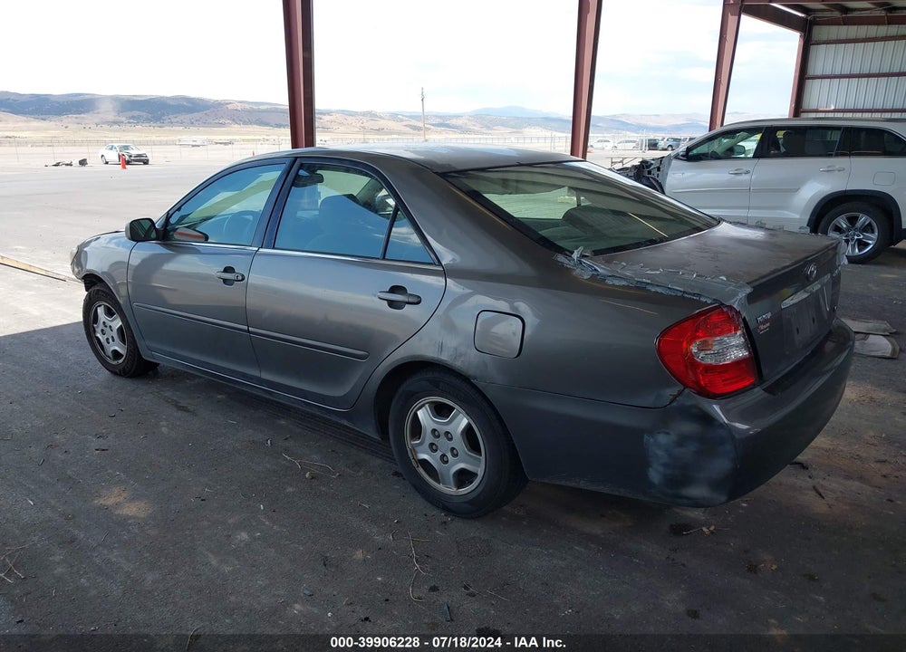 2002 TOYOTA CAMRY LE V6 VIN: 4T1BF32K52U524694