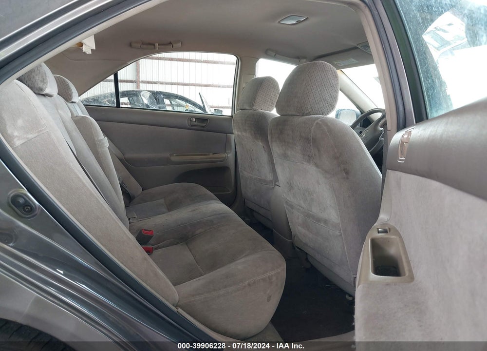 2002 TOYOTA CAMRY LE V6 VIN: 4T1BF32K52U524694