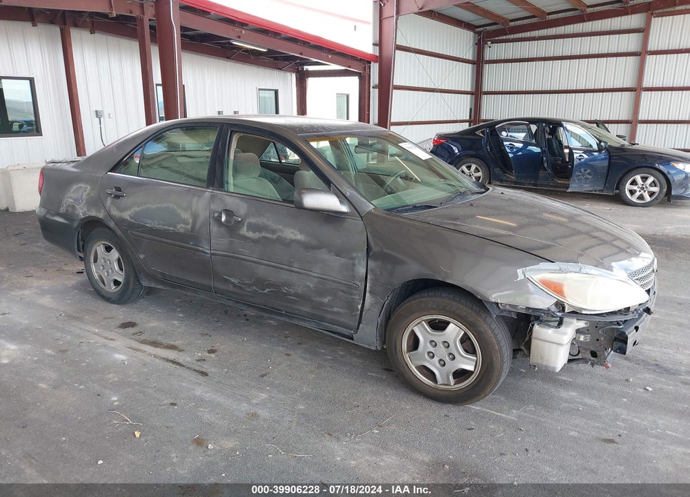 2002 TOYOTA CAMRY LE V6 VIN: 4T1BF32K52U524694
