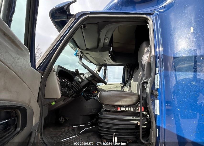 2017 INTERNATIONAL PROSTAR VIN: 3HSDJAPR6HN639664