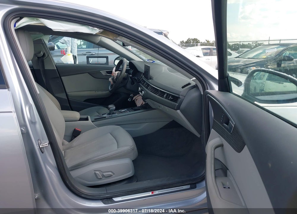 2018 AUDI A4 2.0T TECH ULTRA PREMIUM/2.0T ULTRA PREMIUM VIN: WAUKMAF47JA067782