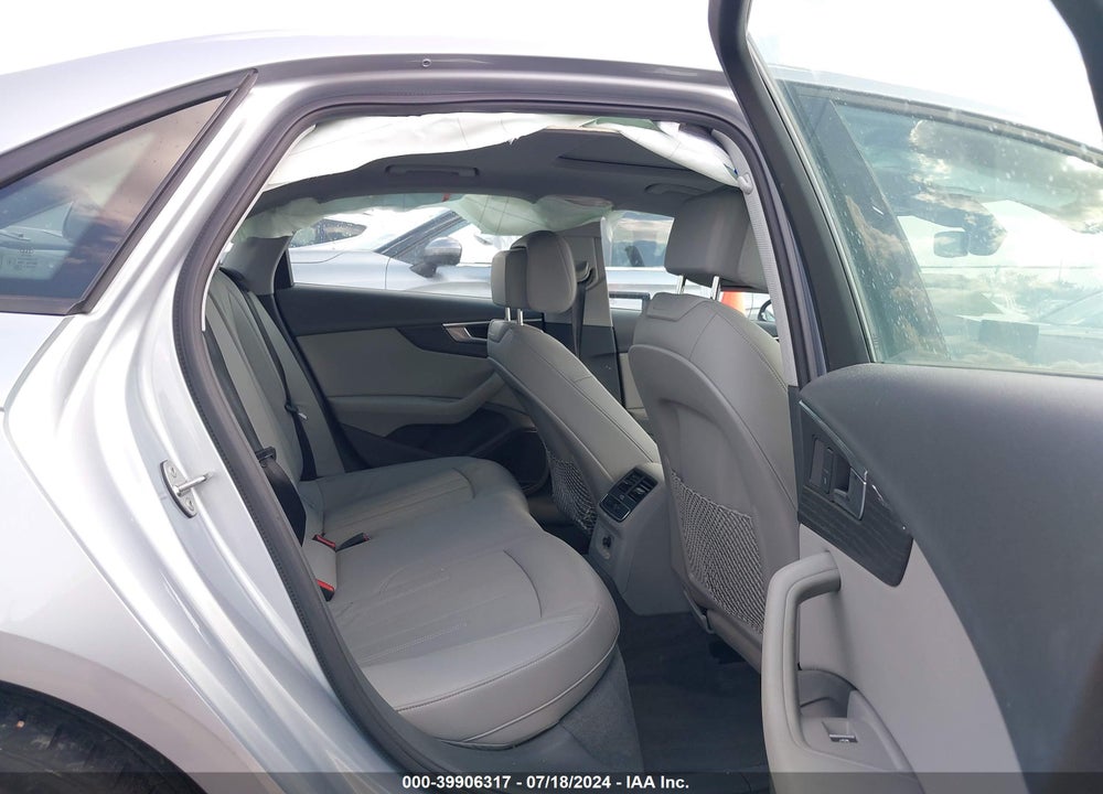 2018 AUDI A4 2.0T TECH ULTRA PREMIUM/2.0T ULTRA PREMIUM VIN: WAUKMAF47JA067782