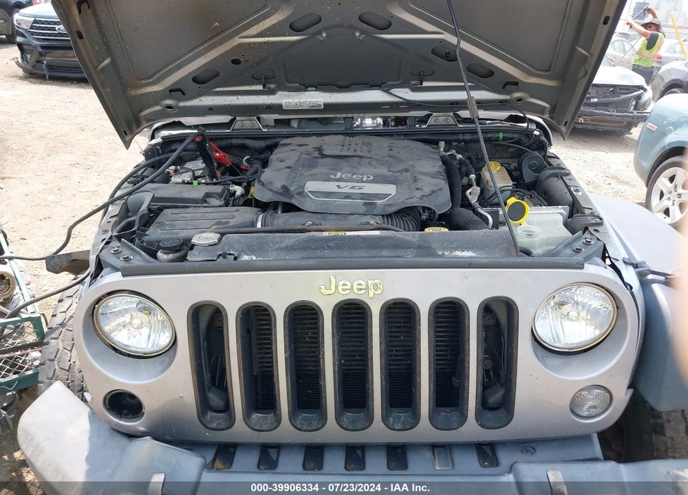 2015 JEEP WRANGLER UNLIMITED SPORT VIN: 1C4BJWDG3FL708167