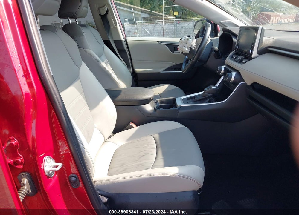 2019 TOYOTA RAV4 XLE PREMIUM VIN: 2T3A1RFV7KW051986