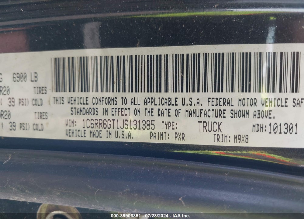 2018 RAM 1500 VIN: 1C6RR6GT1JS131385