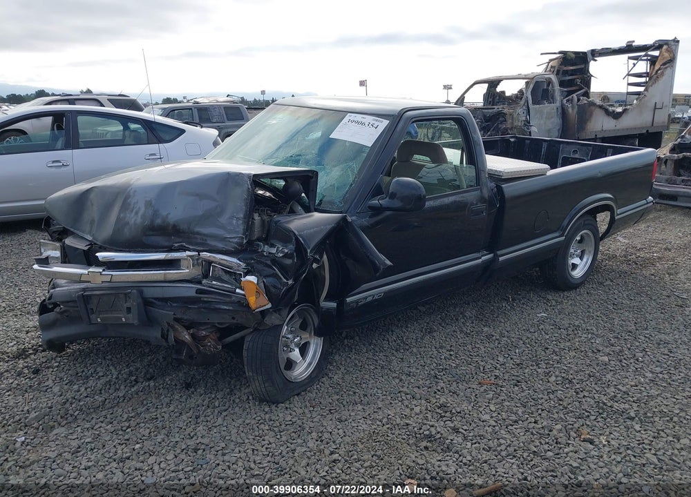 1994 CHEVROLET S TRUCK S10 VIN: 1GCCS14Z9R8223982