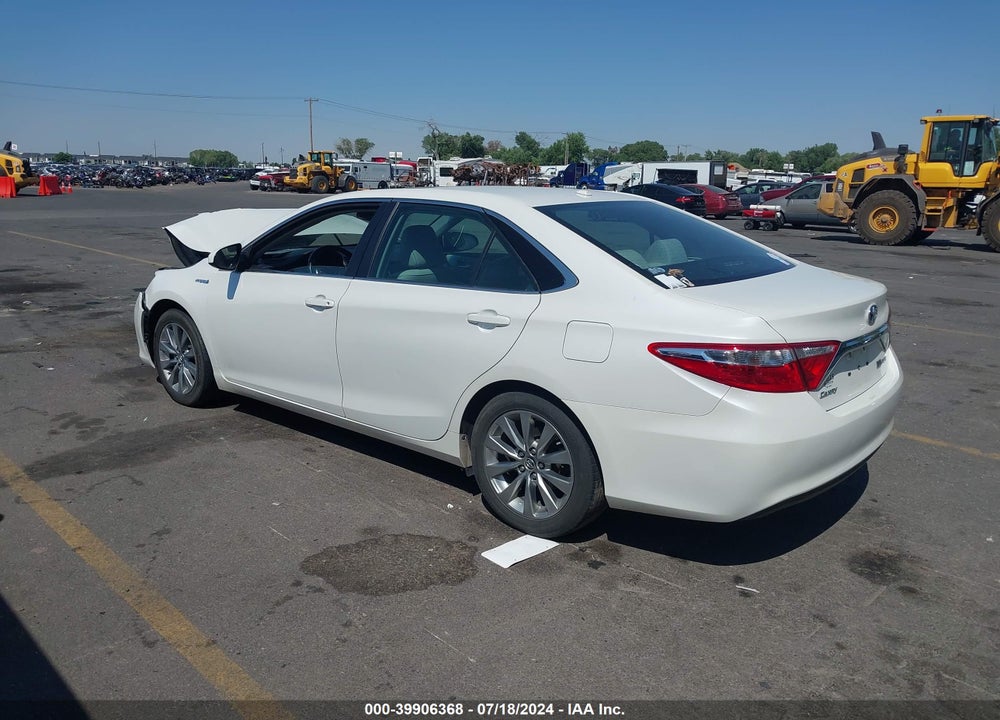 2015 TOYOTA CAMRY HYBRID XLE VIN: 4T1BD1FK3FU155781