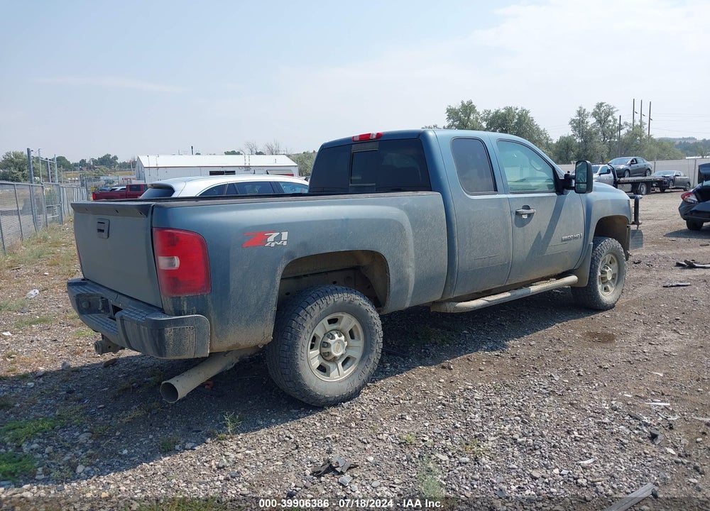2008 CHEVROLET SILVERADO 2500HD LT1 VIN: 1GCHK29668E153089