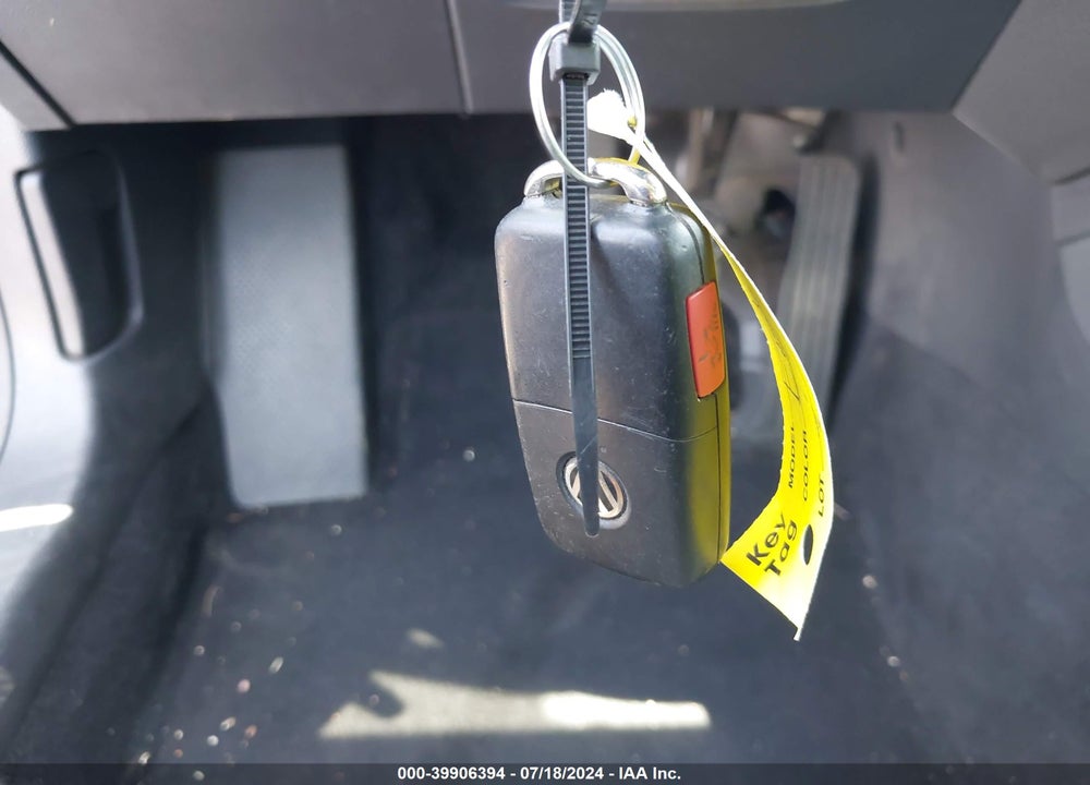 2013 VOLKSWAGEN JETTA HYBRID SEL VIN: 3VW637AJ1DM263261