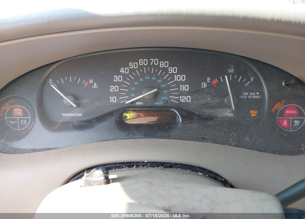 2004 BUICK CENTURY VIN: 2G4WS52J141321753