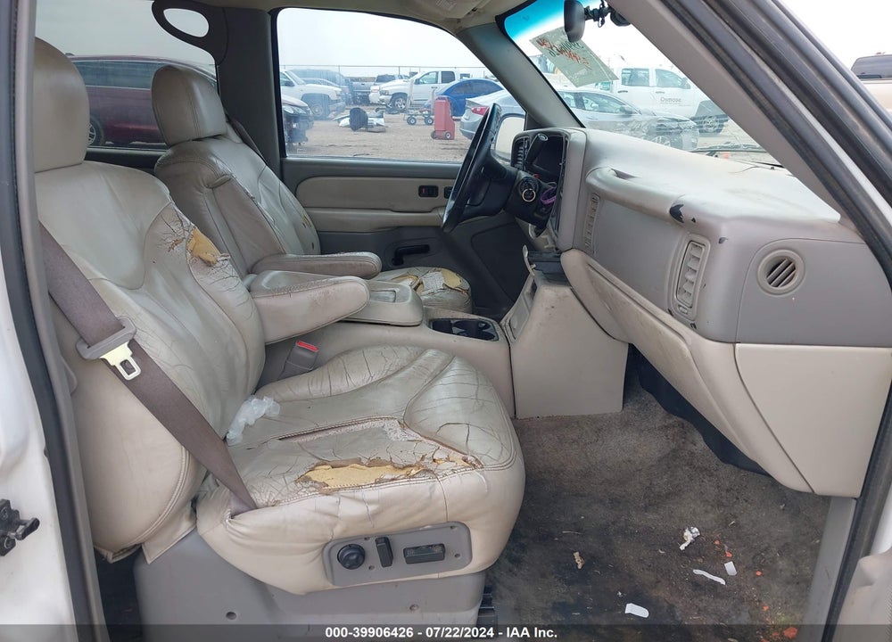 2000 GMC YUKON XL 1500 SLT VIN: 3GKFK16T1YG205883