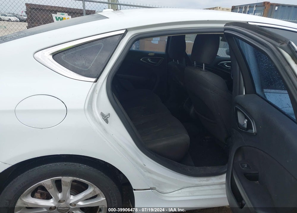 2016 CHRYSLER 200 LIMITED VIN: 1C3CCCAB4GN131097