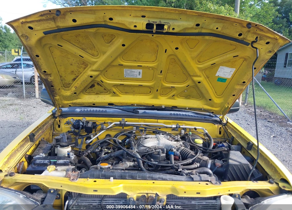 2001 NISSAN FRONTIER XE-V6 VIN: 1N6ED27Y41C364890