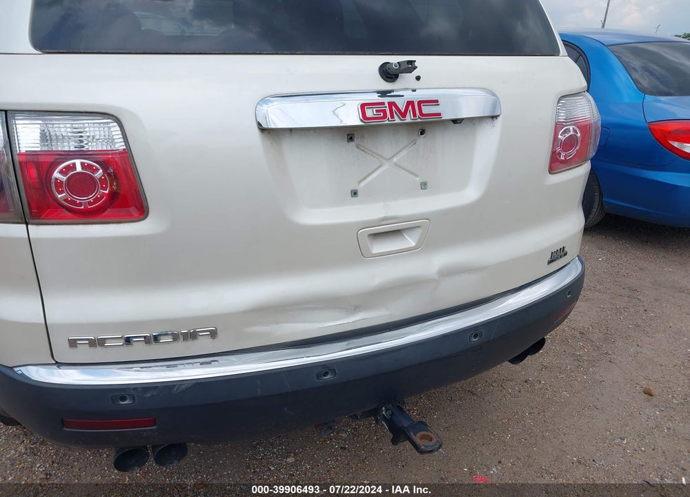 2011 GMC ACADIA SLE VIN: 1GKKRPED3BJ289850