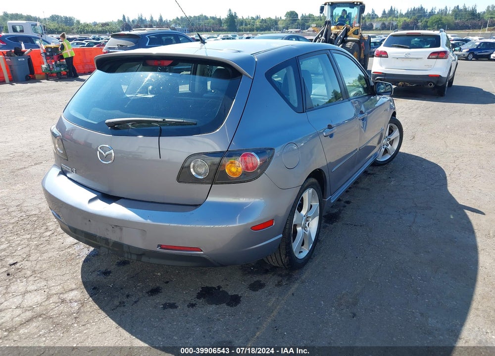 2005 MAZDA 3 S VIN: JM1BK343851222814