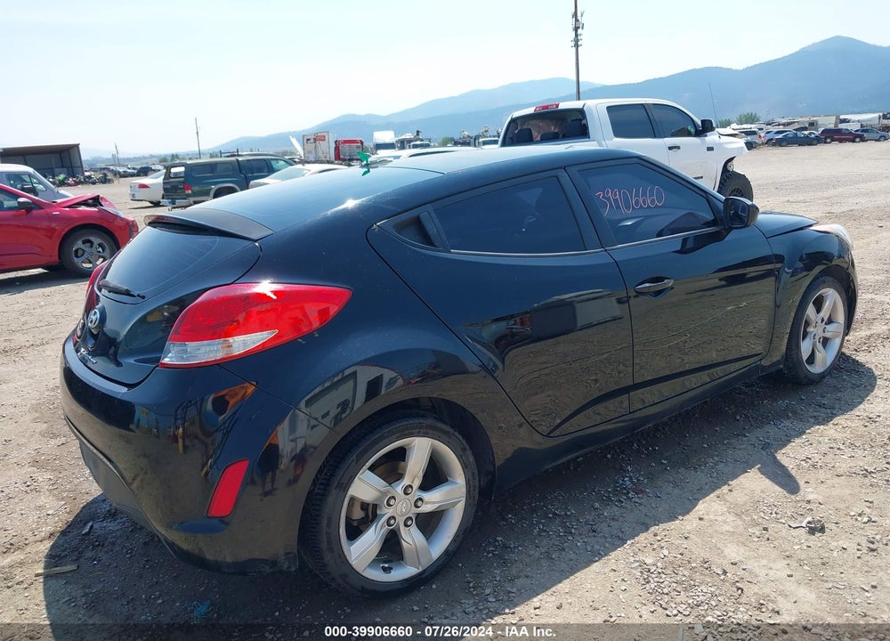 2013 HYUNDAI VELOSTER BASE W/GRAY VIN: KMHTC6AD0DU143470