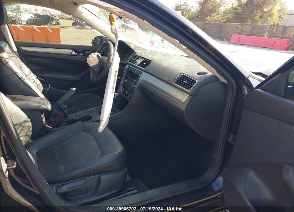 2013 VOLKSWAGEN PASSAT 2.5L WOLFSBURG EDITION VIN: 1VWAP7A30DC142013