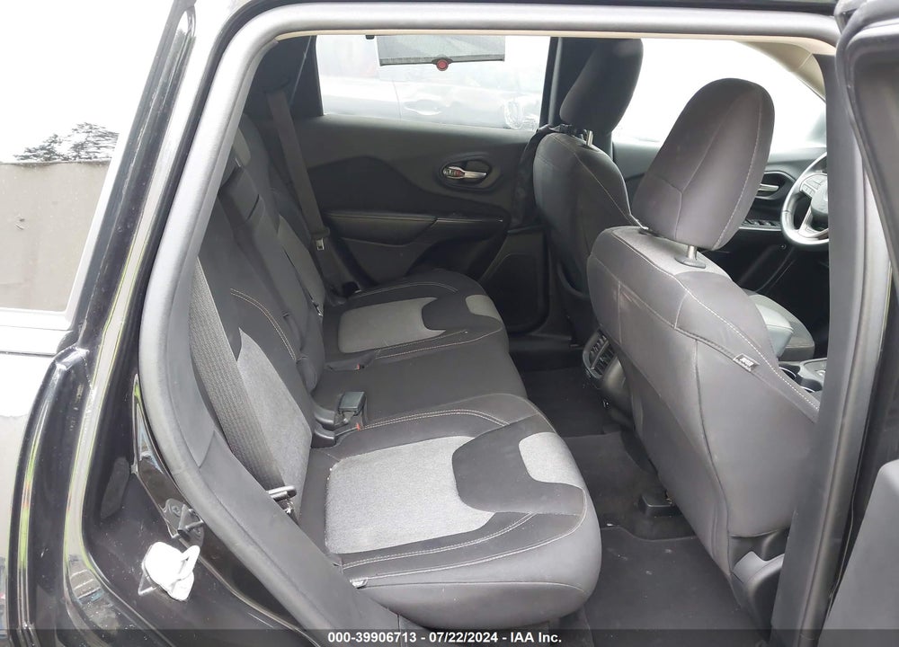 2014 JEEP CHEROKEE VIN: 1C4PJLCB3EW312151