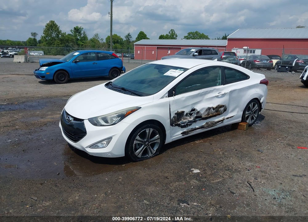 2014 HYUNDAI ELANTRA VIN: KMHDH6AHXEU024058