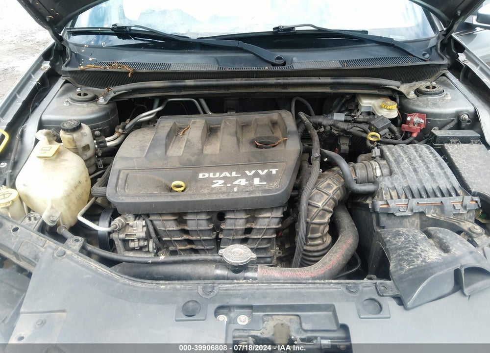 2011 CHRYSLER 200 LX VIN: 1C3BC4FBXBN593120