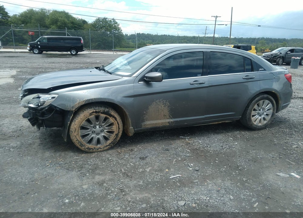 2011 CHRYSLER 200 LX VIN: 1C3BC4FBXBN593120