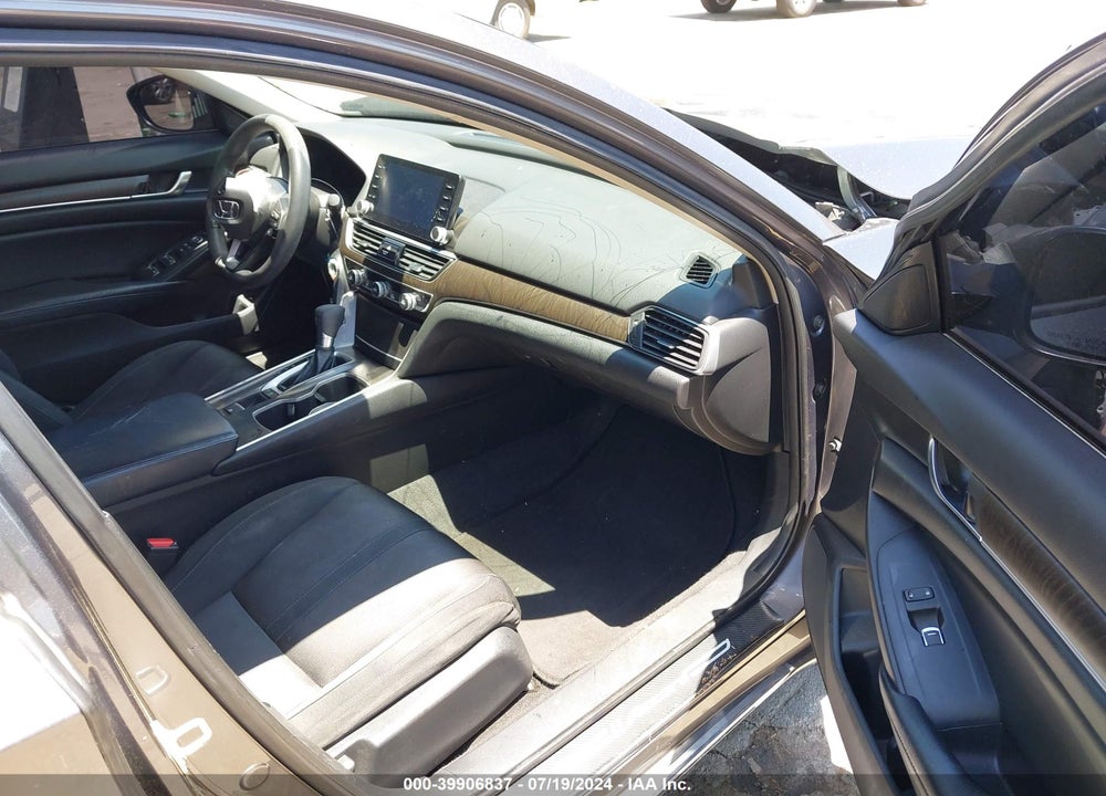2018 HONDA ACCORD EX VIN: 1HGCV1F45JA057421